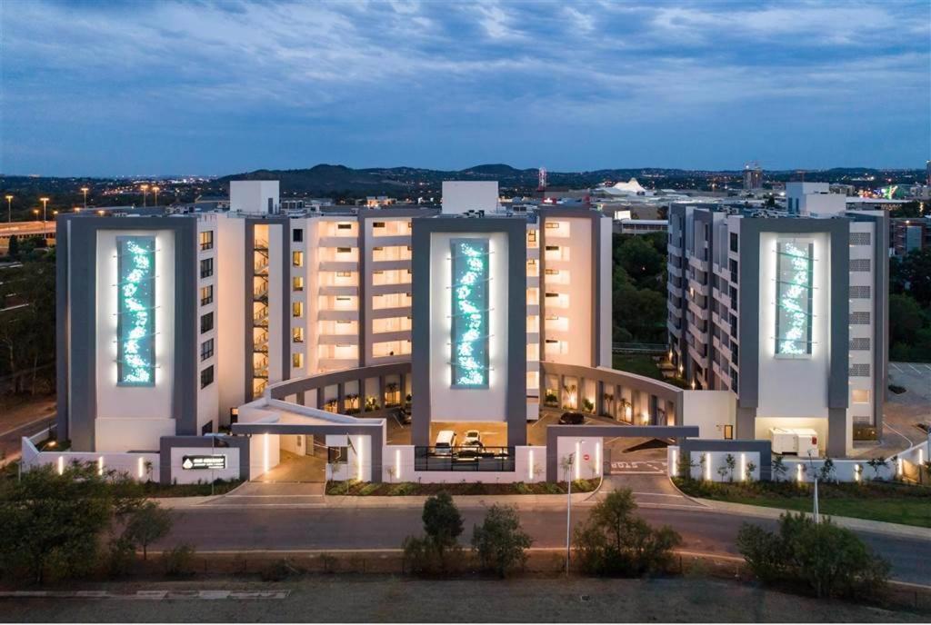 Regency Hotel Apartment @ 4Th Pretoria-Noord Exterior foto